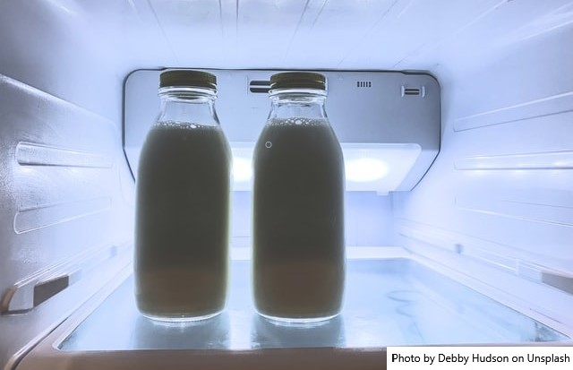Do campo ao laboratório: leite passa por testes antes de chegar ao consumidor