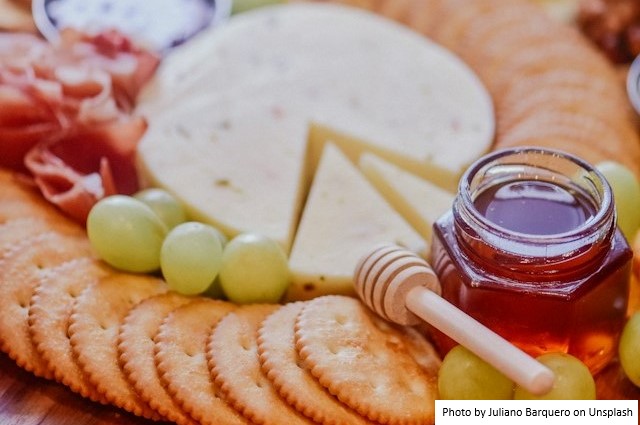 Há 30 anos no setor, família inova e transforma produção de queijo artesanal em turismo